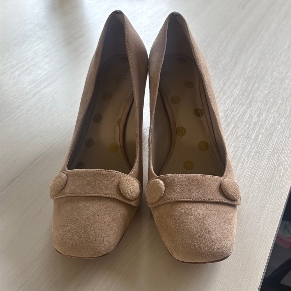 Boden Tan/Brown Suede Heels button embellishments
